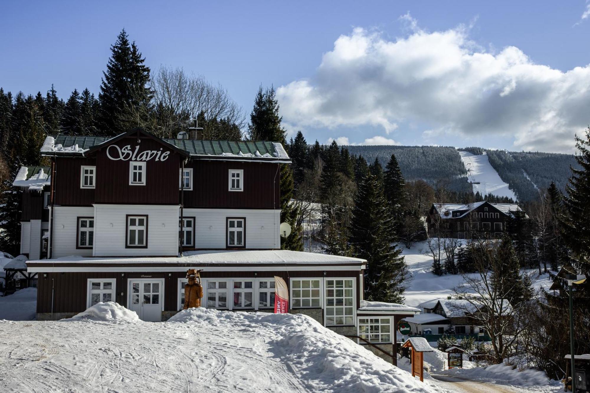 Hotel Slavie Špindlerŭv Mlýn Exteriör bild