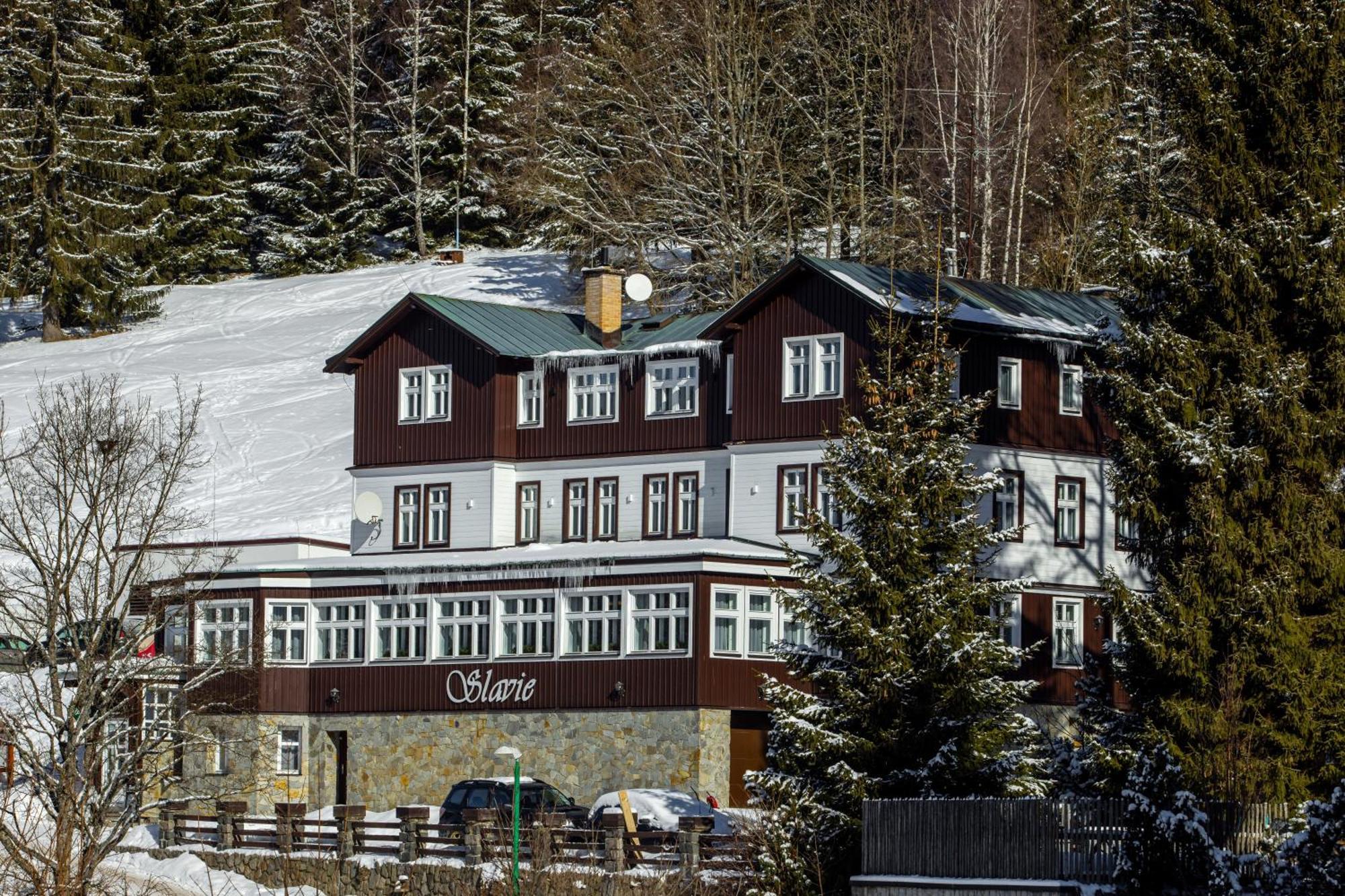 Hotel Slavie Špindlerŭv Mlýn Exteriör bild