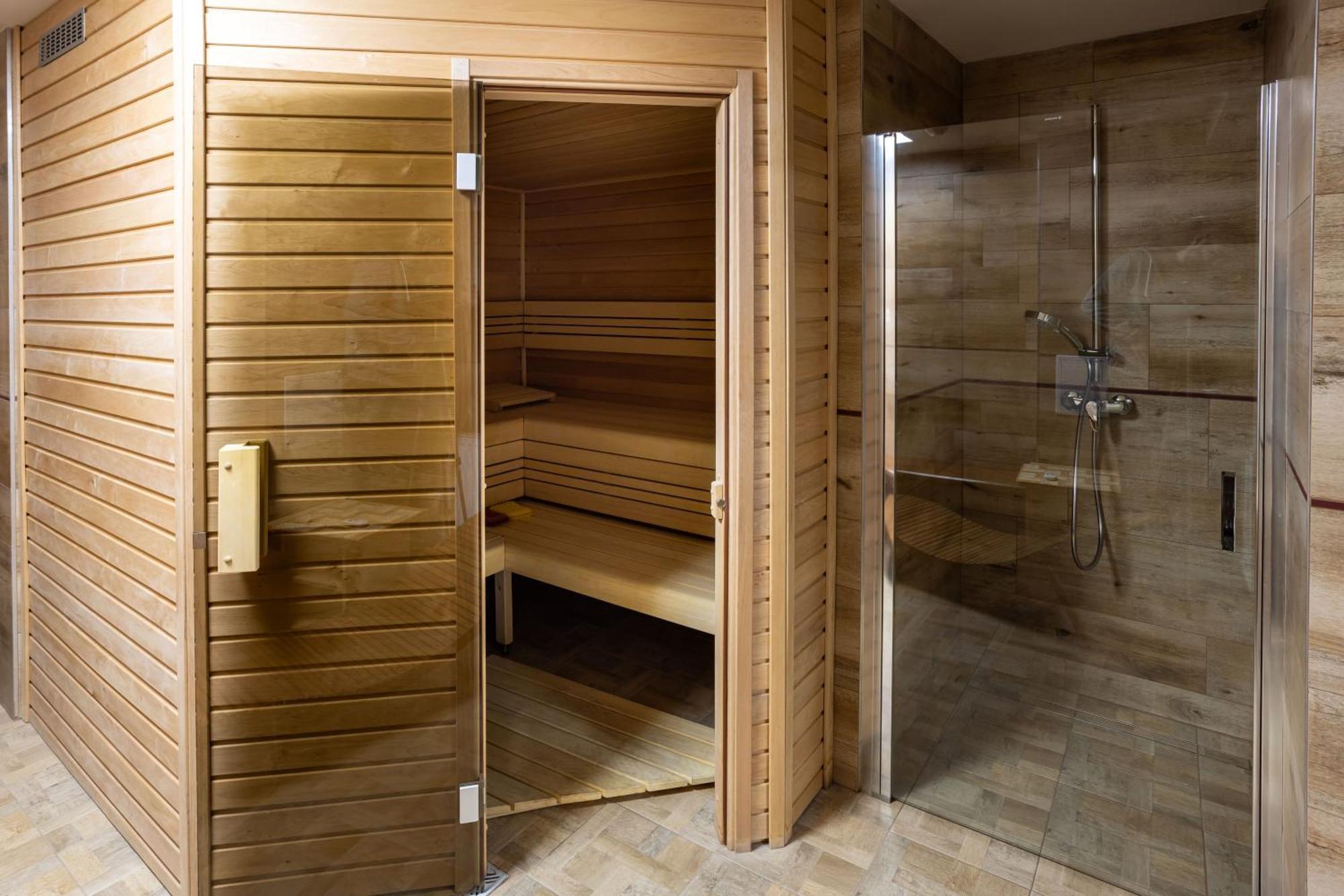 Hotel Slavie Špindlerŭv Mlýn Exteriör bild
