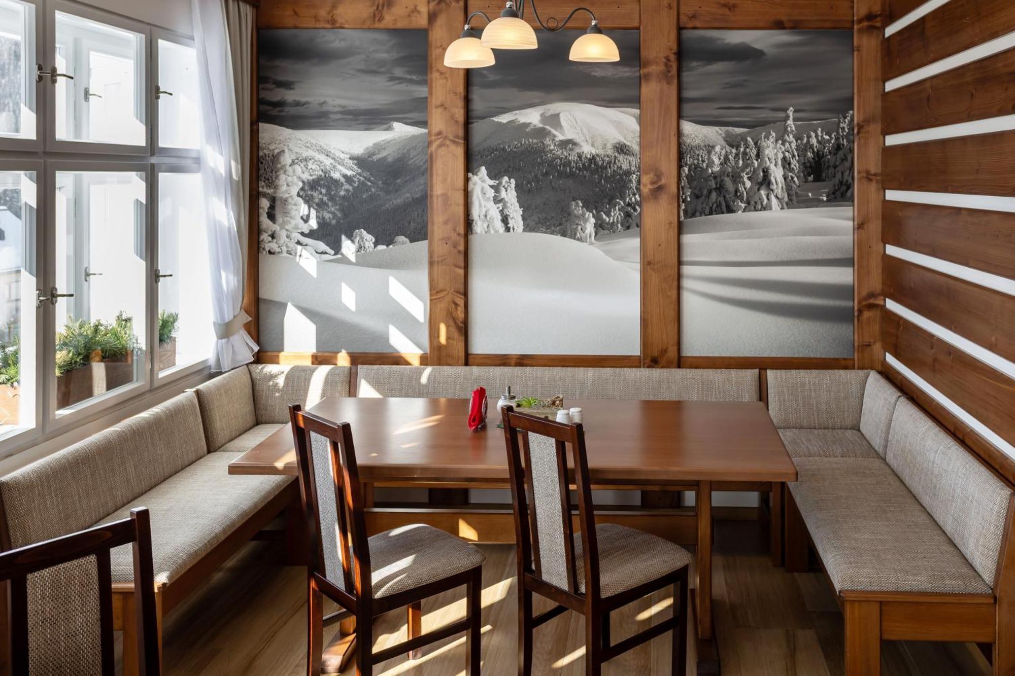 Hotel Slavie Špindlerŭv Mlýn Exteriör bild