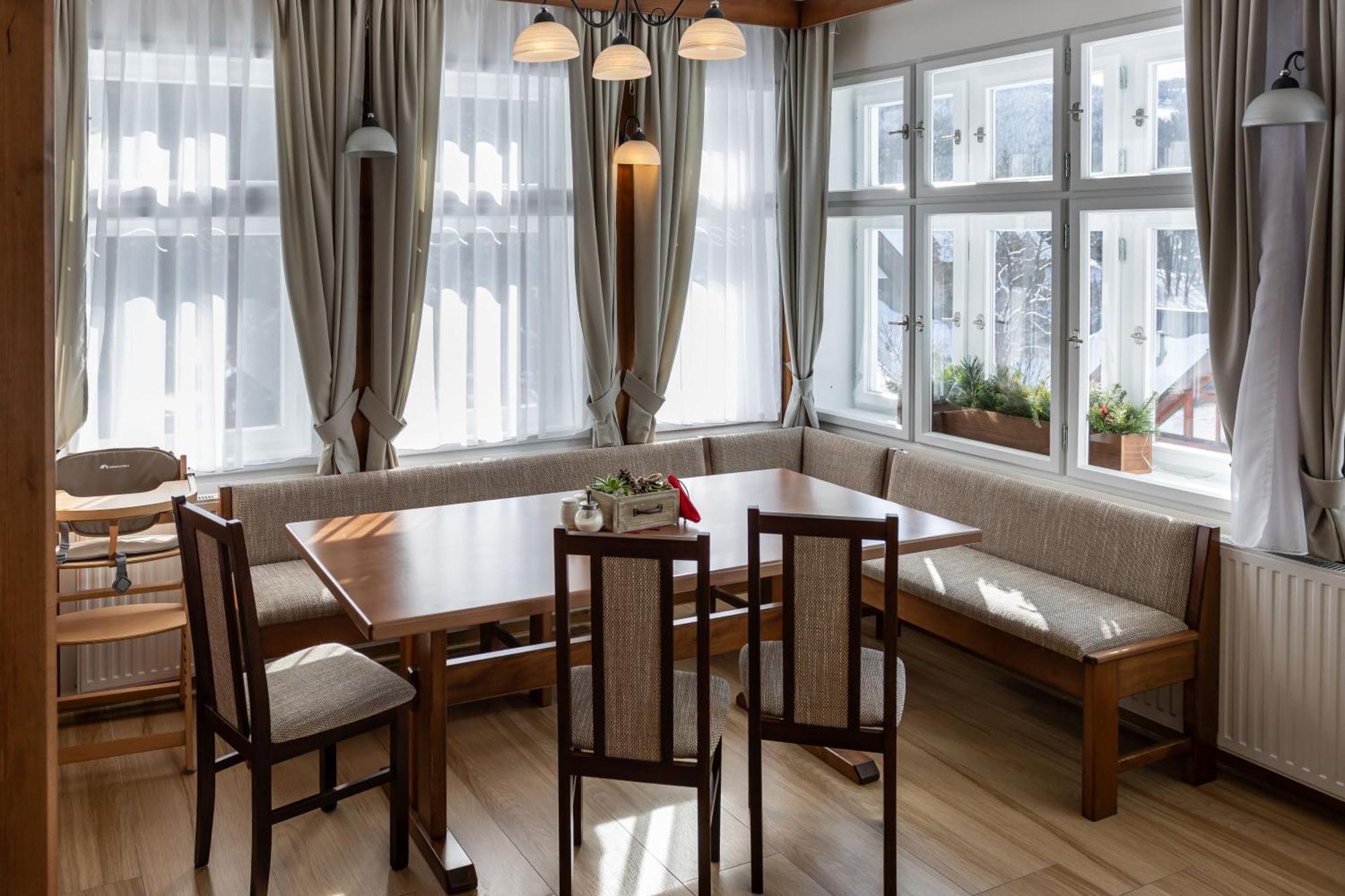 Hotel Slavie Špindlerŭv Mlýn Exteriör bild